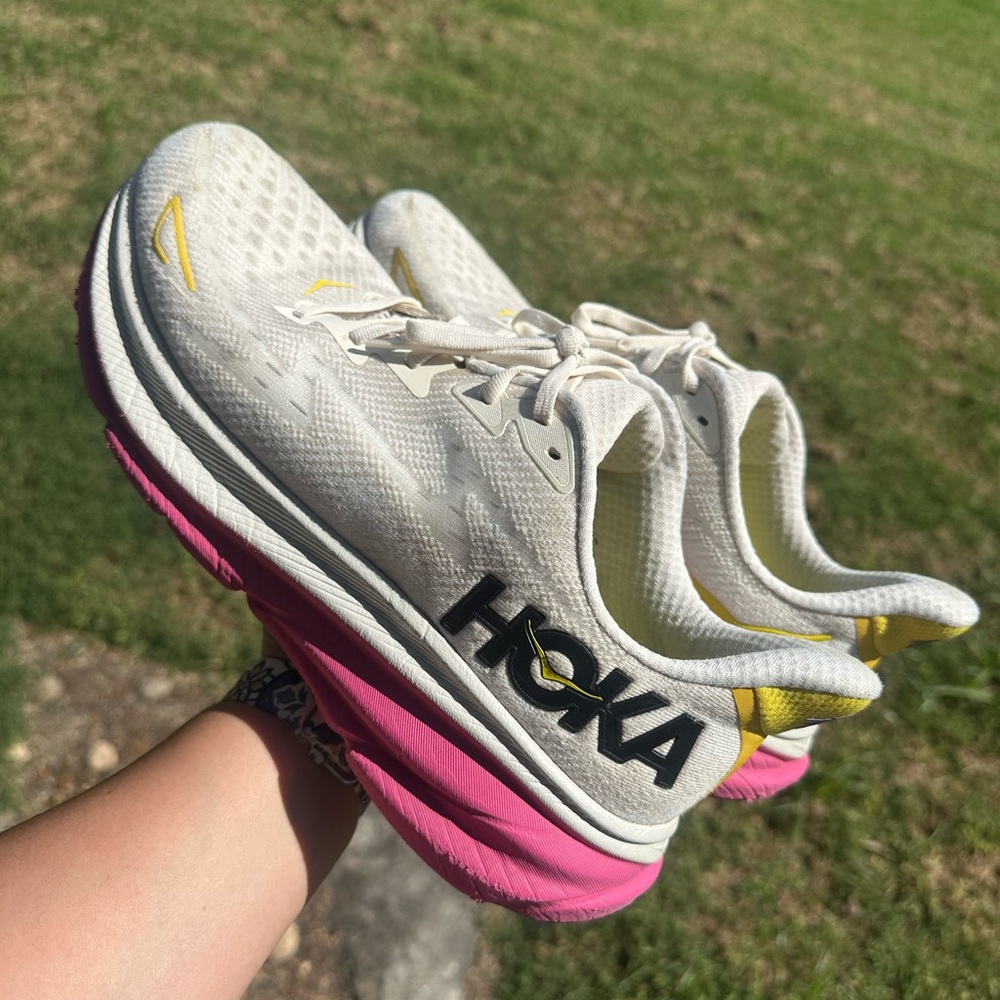HOKA Clifton 9 size 11B women